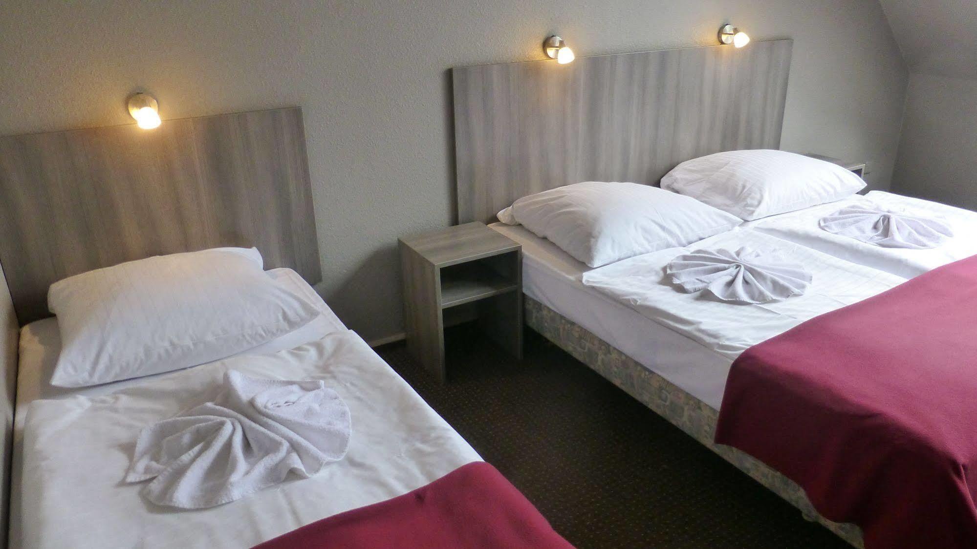 Hotel Rehberge Berlin Mitte Exterior photo
